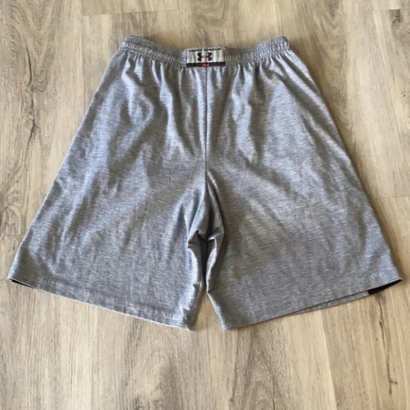 Under  Armour gray athletic shorts size small - Picture 7 of 9